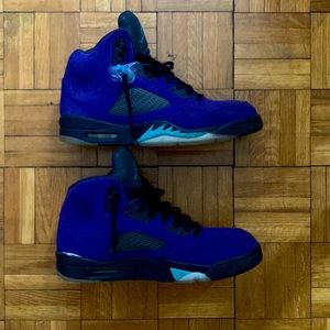 Air Jordan Retro Alternate Grape 5s